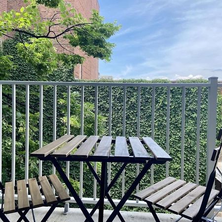 Appartement Condo Avec Terrasse Privee Dans Le Quartier Des Spectacles Montreal Exteriér fotografie